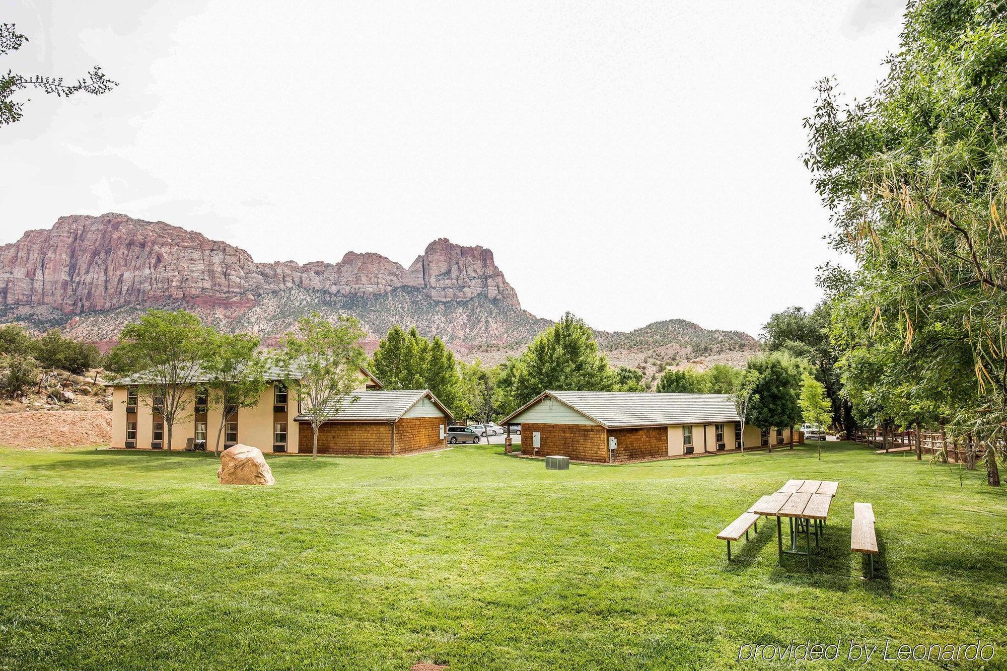 Montclair Inn & Suites At Zion National Park Springdale Exterior photo